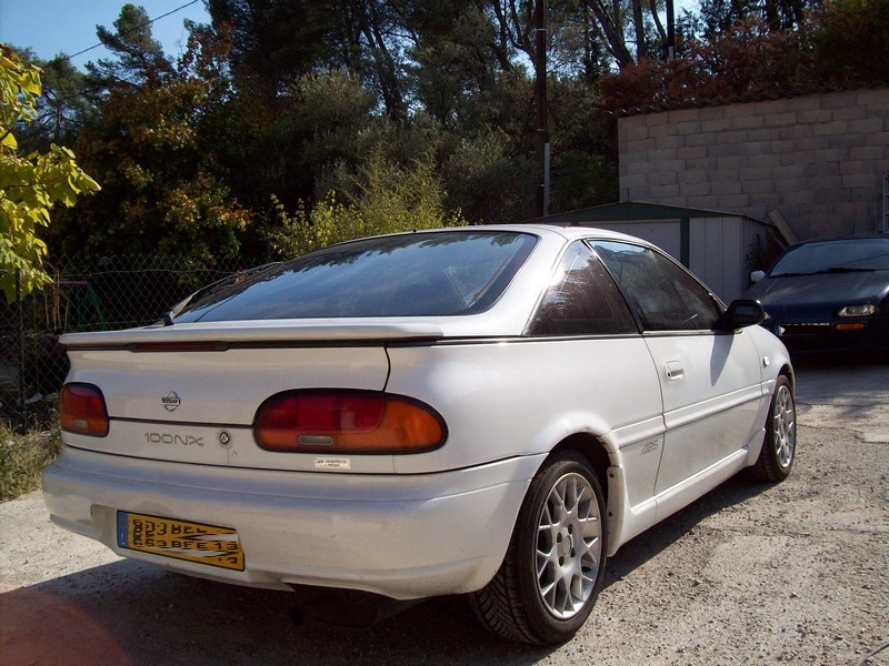 Topic officiel NISSAN 100NX - B13 - Page 2 100_0152